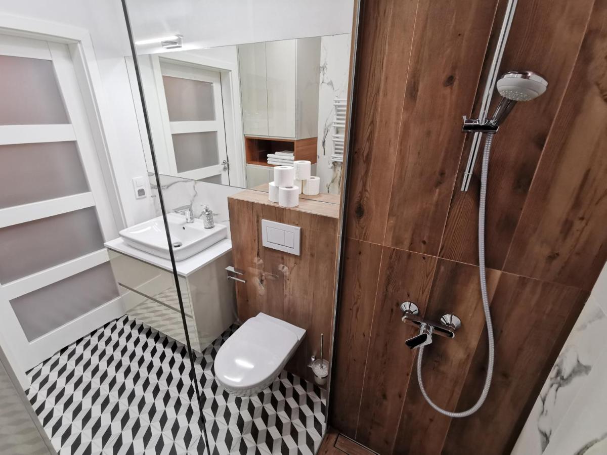 Zajezdnia Wrzeszcz Apartment *